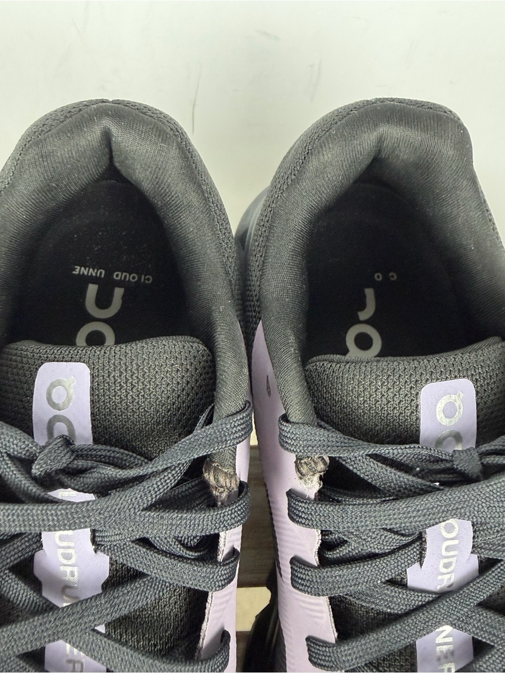 On Running Cloud runner sneakers sleek Iron/Black color way size 5 - Picture 8 of 13